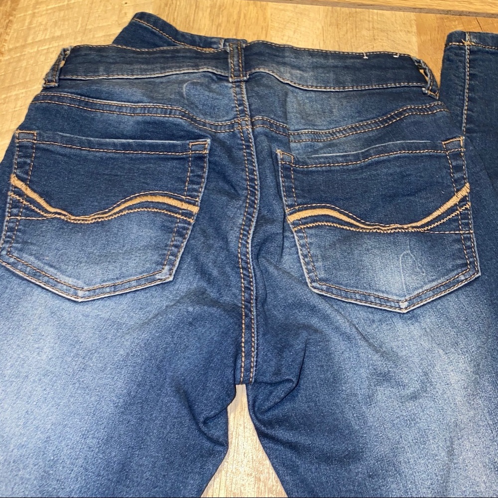 Jeans - Picture 3 of 4